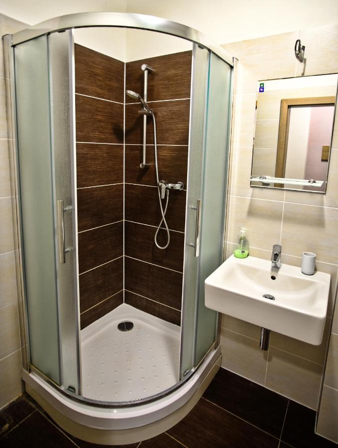 Apartman Na Kraji Lesa Všemina Kültér fotó